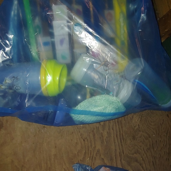 Baby stuff - Picture 4 of 8